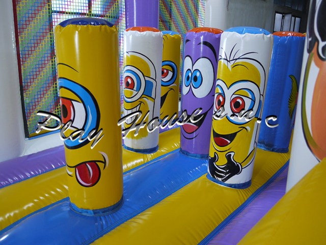 giochi-gonfiabili-percorso-ostacoli-(10)