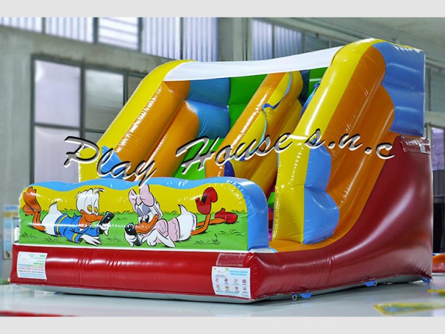 scivolo-gonfiabile-ludoteche-parchi-gioco-(3)