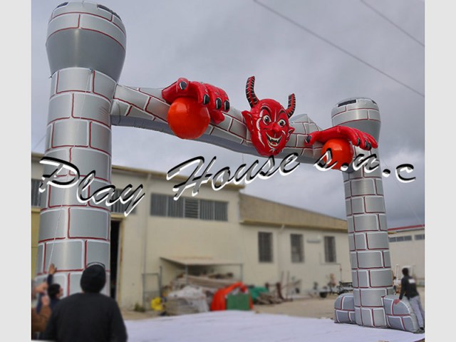 arco-gonfiabile-pubblicitario-scenografico-(5)