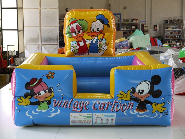 baby-vasca-gonfiabile-bambini-ludoteca