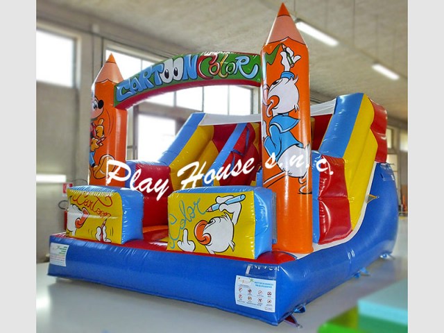 scivolo-gonfiabile-scenografie-personalizzabili-(1)